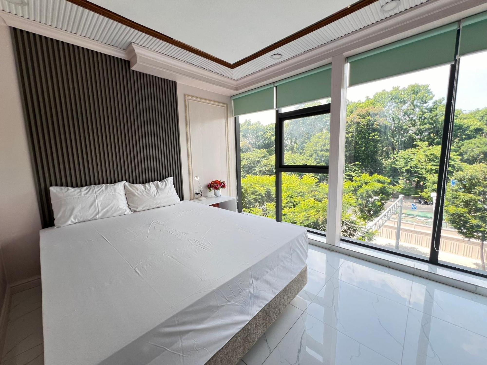 Thu's Near Ben Thanh Market Apartment *
